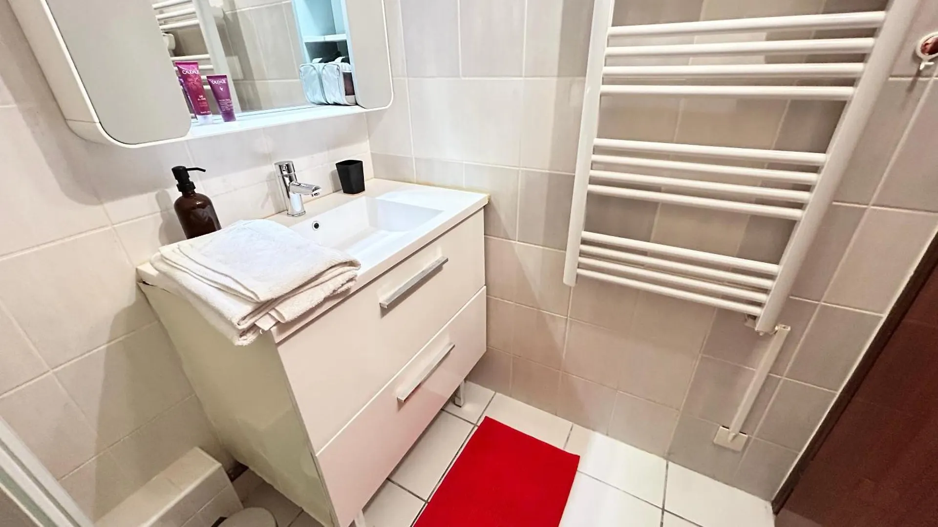 Studio Cosy Vue Imprenable Aix Les Bains Aix-les-Bains Frankrijk